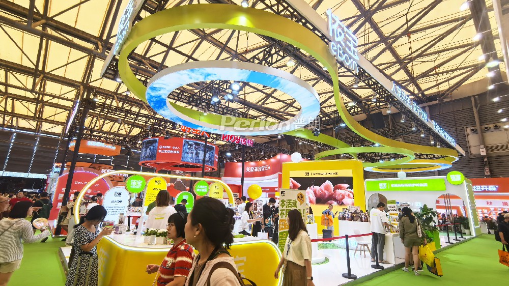 寵物展臺設(shè)計如何打動萌寵愛好者們